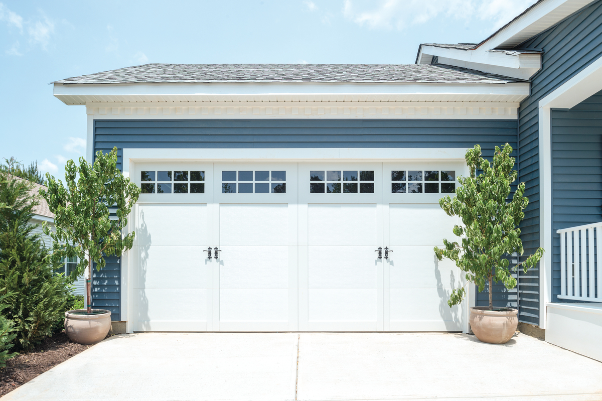 Carriage House Steel Garage Doors 6600 Wayne Dalton, Windsor