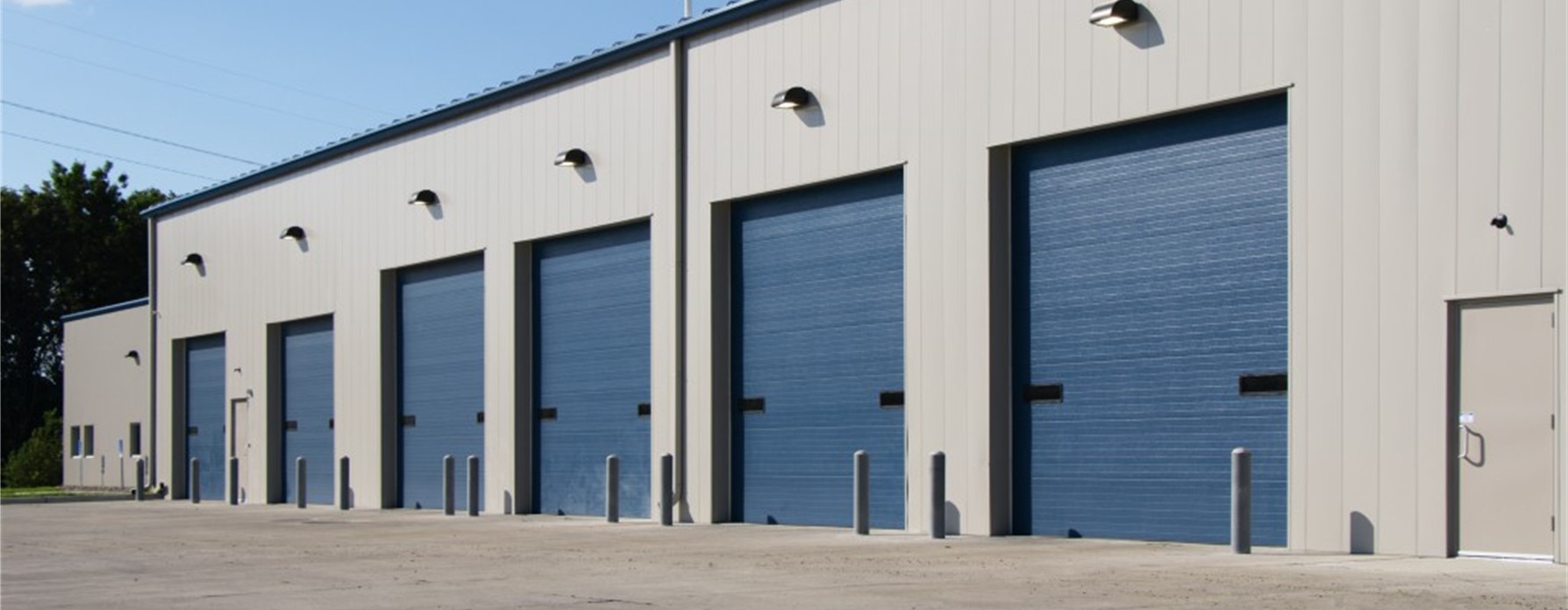 Insulated, Thermospan®, Model 200, TruChoice™ Custom Color,Vision Lites Thermospan® Series Sectional Steel Doors Wayne Dalton Windsor